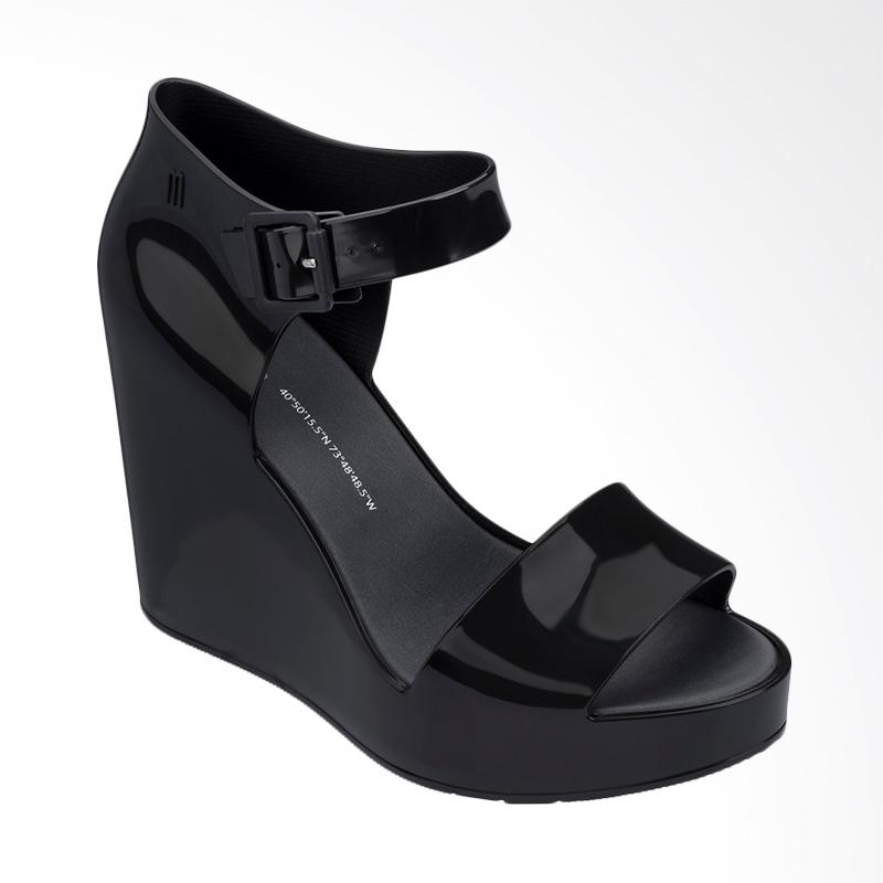 Ulasan Wedges Bahan Plastik