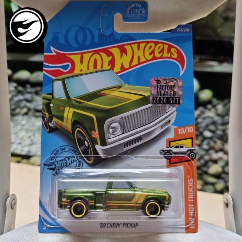 Promo Hot Wheels 69 Chevy Pickup Super Treasure Hunt FS 2020 THS STH Thunt Diskon 23 Di Seller