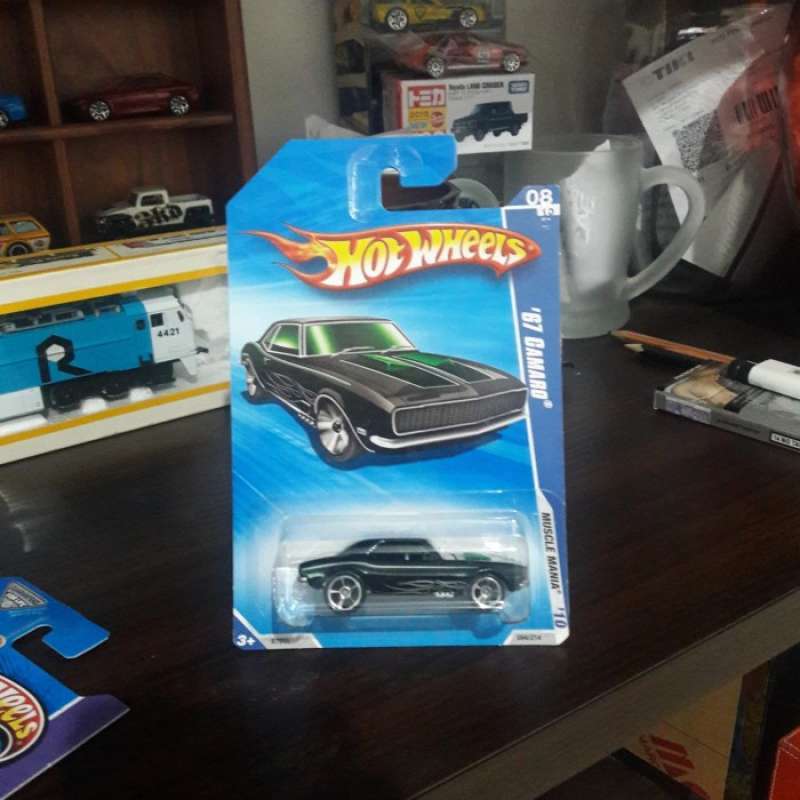 Promo HOT WHEELS CAMARO 67 HITAM KACA HIJAU BLACK GREEN GLASS LUTOFIA Diskon 50 Di Seller