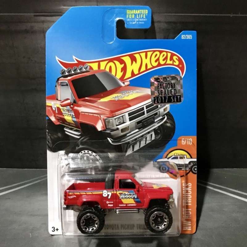 Promo HOT WHEELS TOYOTA PICKUP TRUCK FACTORY SEALED 2017 HW HOT TRUCKS RED LUTOFIA Diskon 50