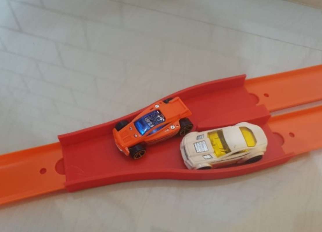 Promo Hot Wheels Track Jalur Menyempit Merge Track By Trix Trax Diskon Di Seller Prasywa