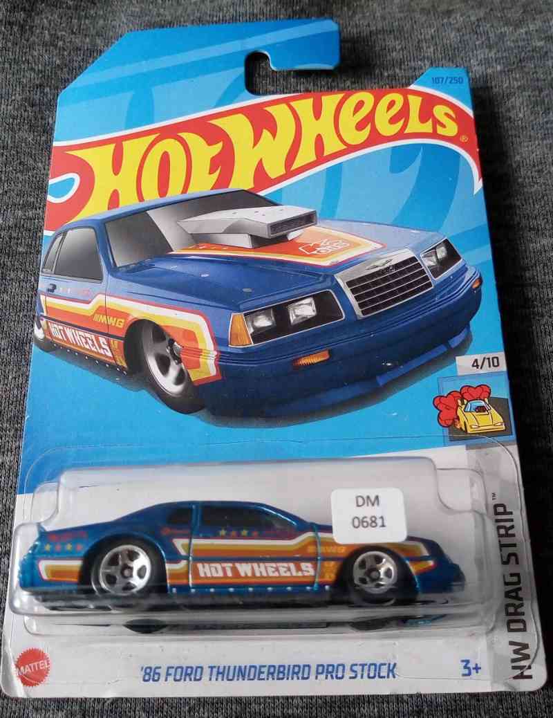 Jual Hot Wheels Ford Thunderbird Pro Stock Hw Drag Strip Blue Di Seller Royaleksander
