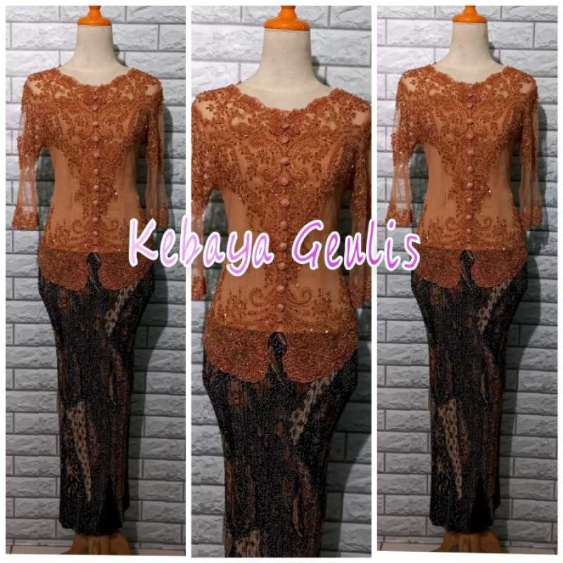 Jual Set Kebaya Wisuda Warna Maroon Longtorso Dan Rok Lilit Xl Nude