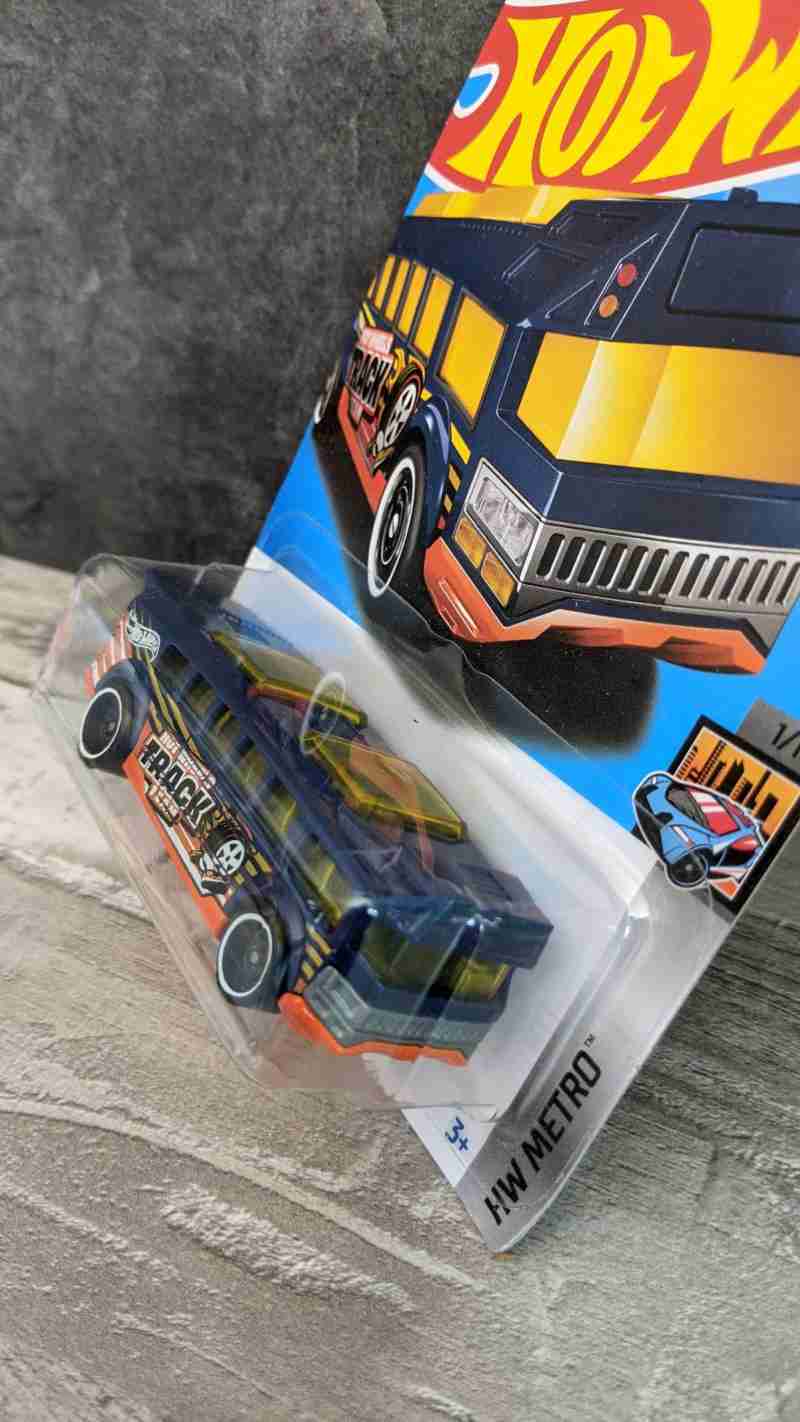Jual Hot Wheels Bus Sekolah Hotwheels High Biru Orange Lot G Hw Metro Di Seller Kutakkutik