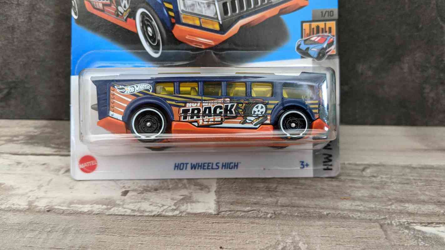 Jual Hot Wheels Bus Sekolah Hotwheels High Biru Orange Lot G Hw Metro Di Seller Kutakkutik