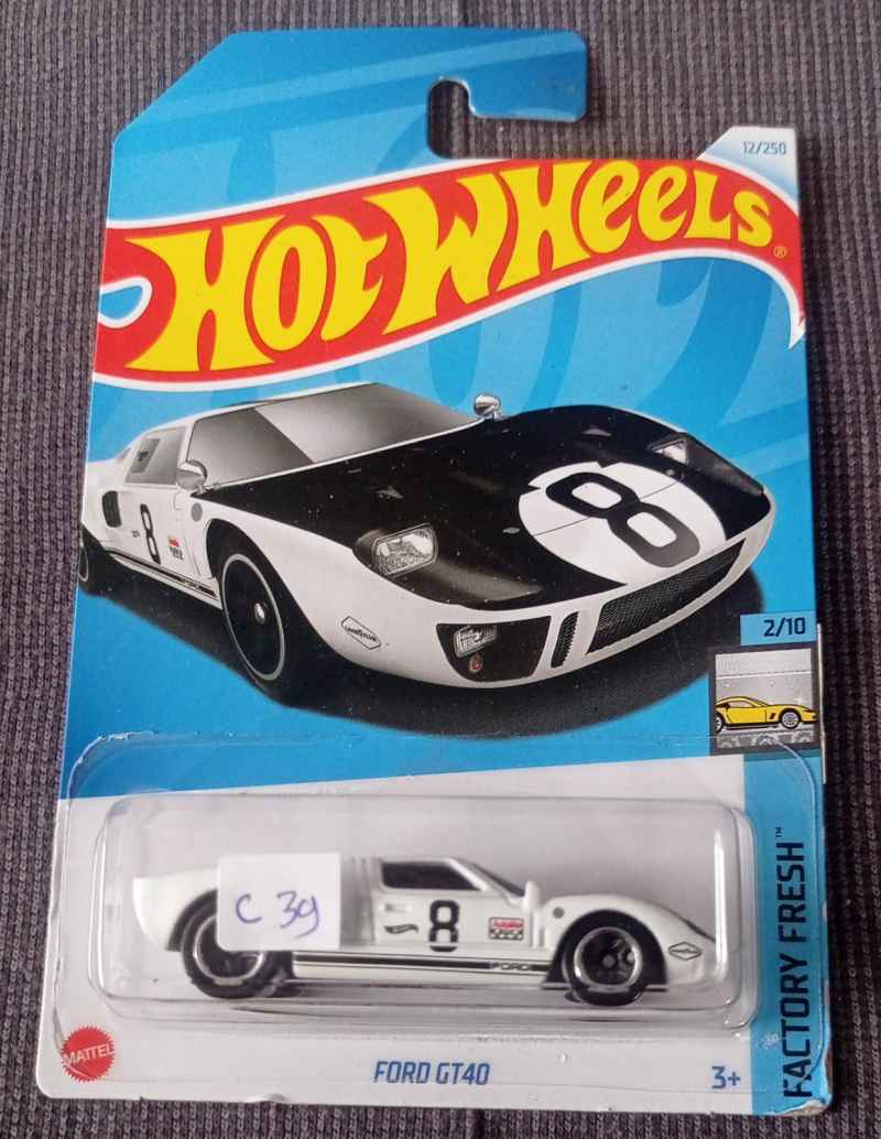 Jual Hot Wheels Ford GT40 Factory Fresh No 8 White Di Seller RoyAleksander Manggarai Selatan