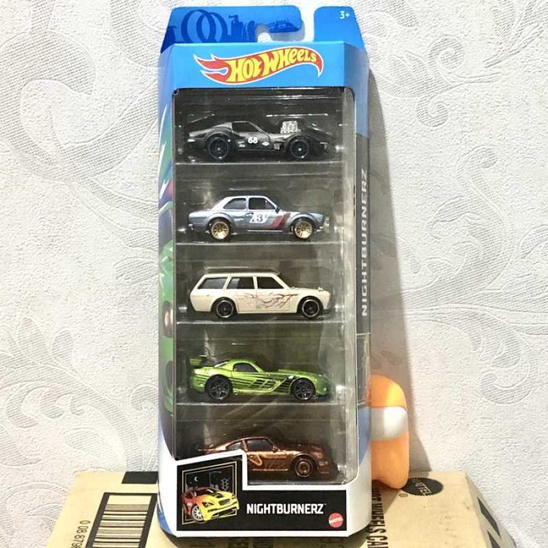 Promo Hot Wheels Gift Pack Nightburnerz Datsun Wagon Rsr Diskon Di Seller