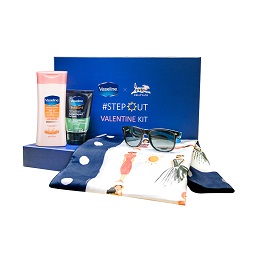 Vaseline Step Out Paket Perawatan Tubuh [VALENTINE KIT]