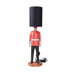 Lampu Runa Soldier Standing Queen's Guard Lampu Meja