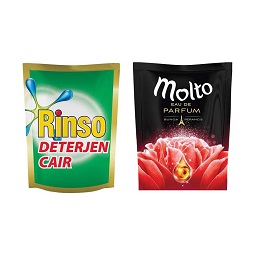 Rinso Anti Noda Liquid Detergent Pouch [800 ML] 21135207 + Molto Eau De Parfume Black Red Lux  Pouch 67057335 Pelembut dan Pewangi Pakaian [900 ML]