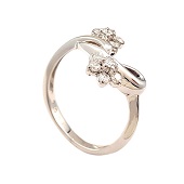 LAVISH R15595 Berlian Emas Putih 18K Cincin
