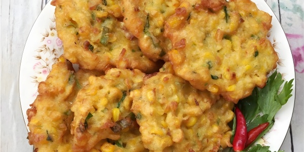 Resep Bakwan Jagung Teman Cemilan Renyah dan Gurih