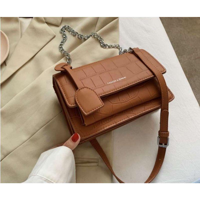Tas model clearance sling bag