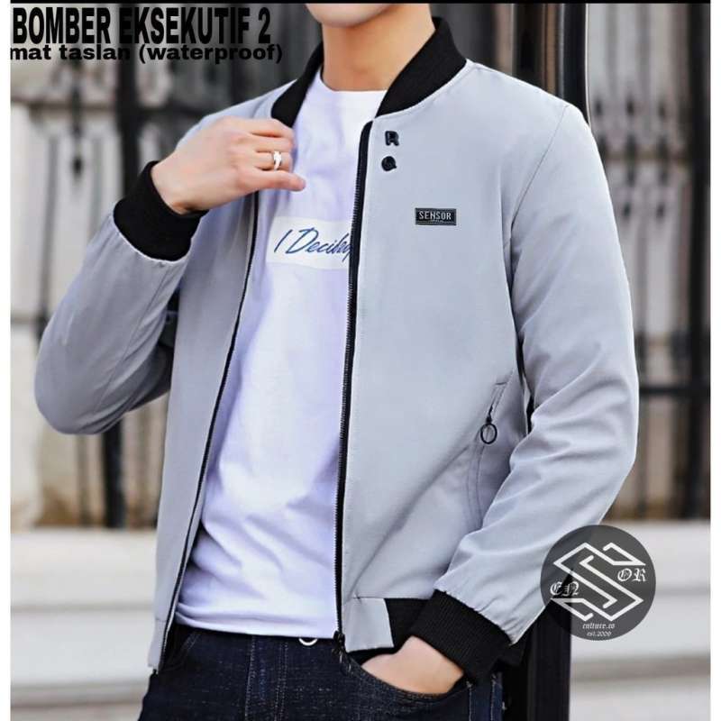Jual Jaket Pria Bomber Polos Depan Belakang Eksekutif 2 New Sensor Online April 2021 Blibli