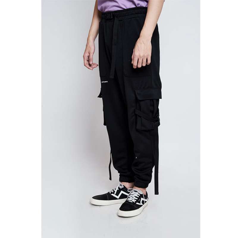 Black Cargo Pants Man 