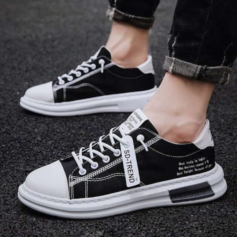 Sneakers original 2025 murah