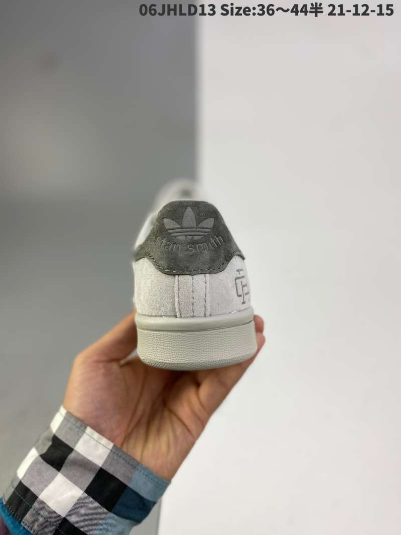 Stan smith sales reigning champ