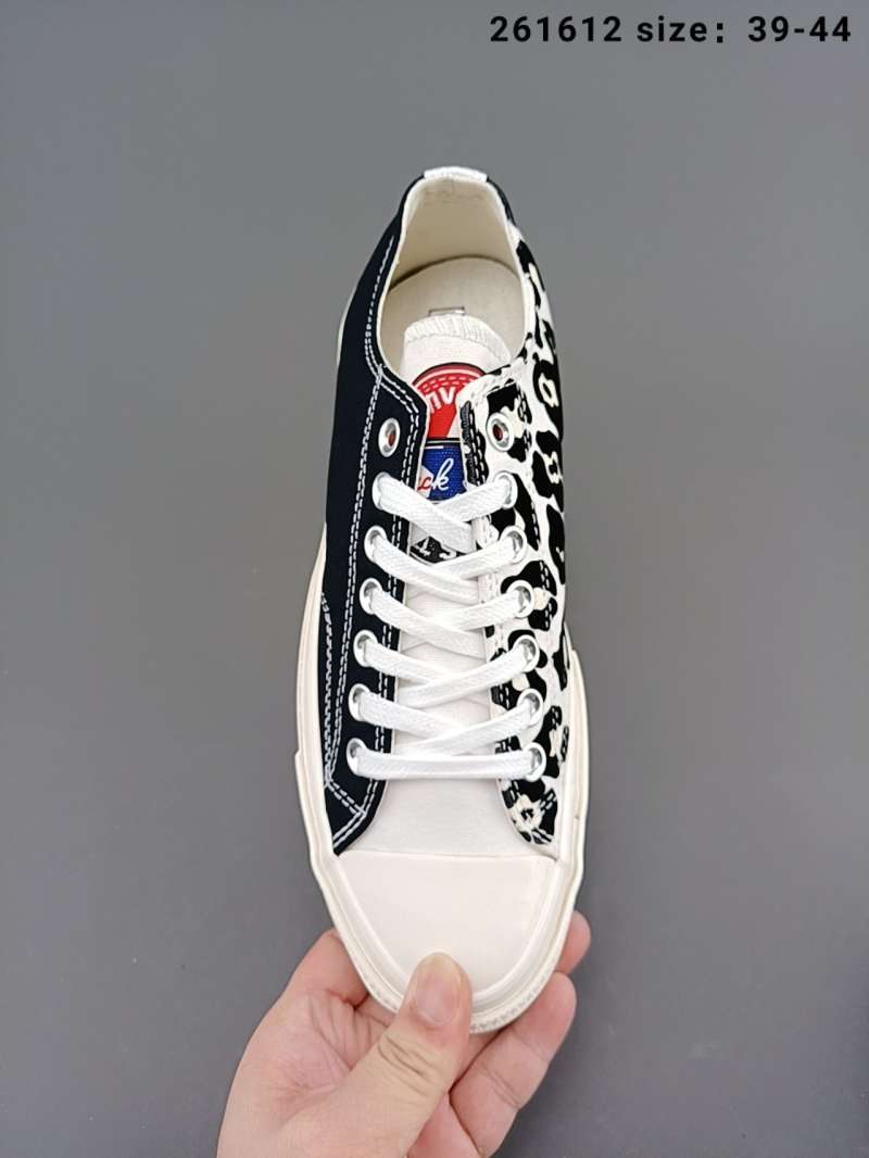 converse slip on leopard