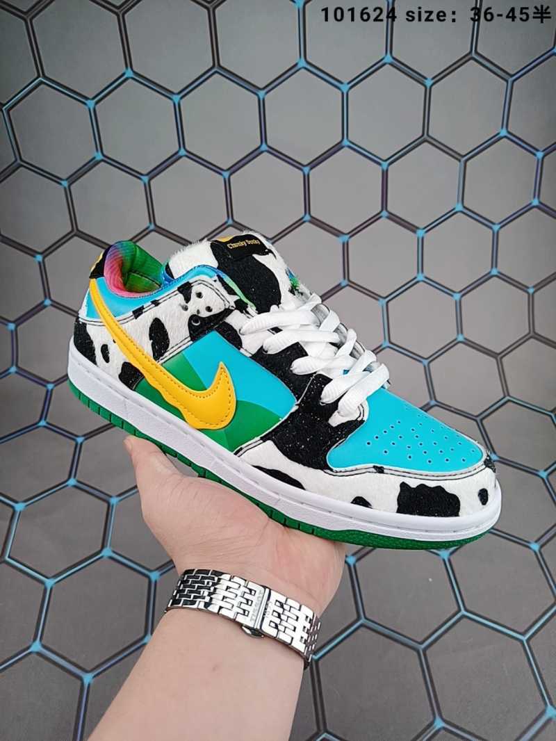 women's Nike SB Dunk Low dunk retro 