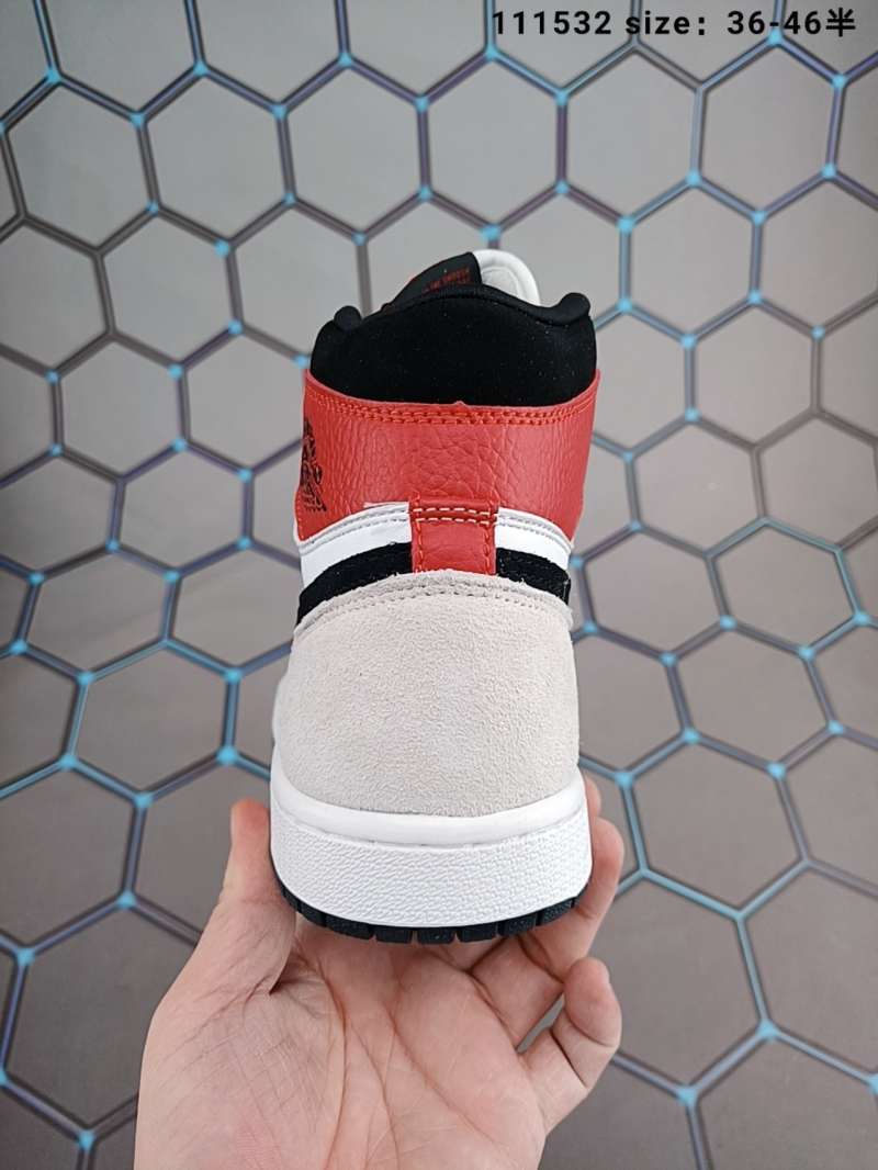 Jual Nike Air Jordan 1 Retro High og crimson tint aj1 classic vintage high  top versatile cultural basketball shoe 575441 1 32 - 39 di Seller Cai Wu  Official Store - Indonesia | Blibli