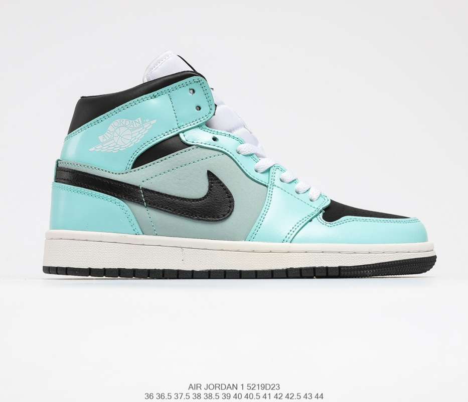 Air Jordan 1 Zoom Esports League of Legends, Men's Fashion, Footwear,  Sneakers on Carousell