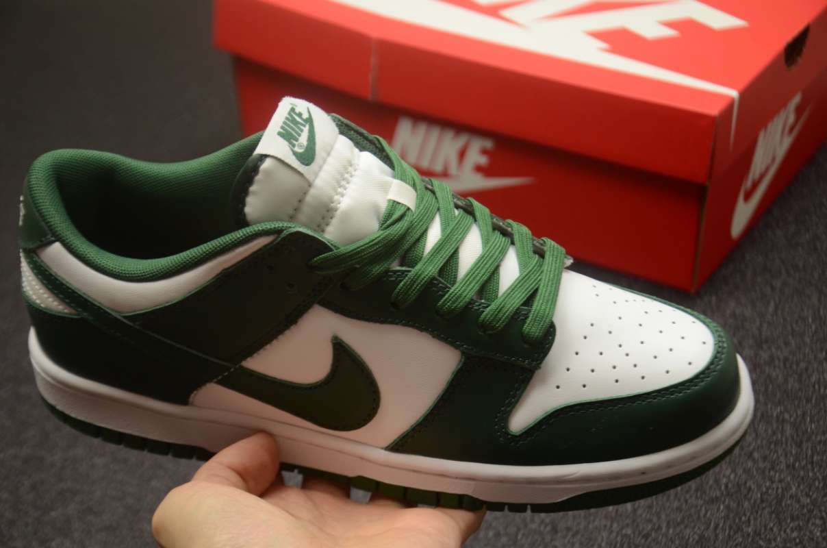 nike sb retro