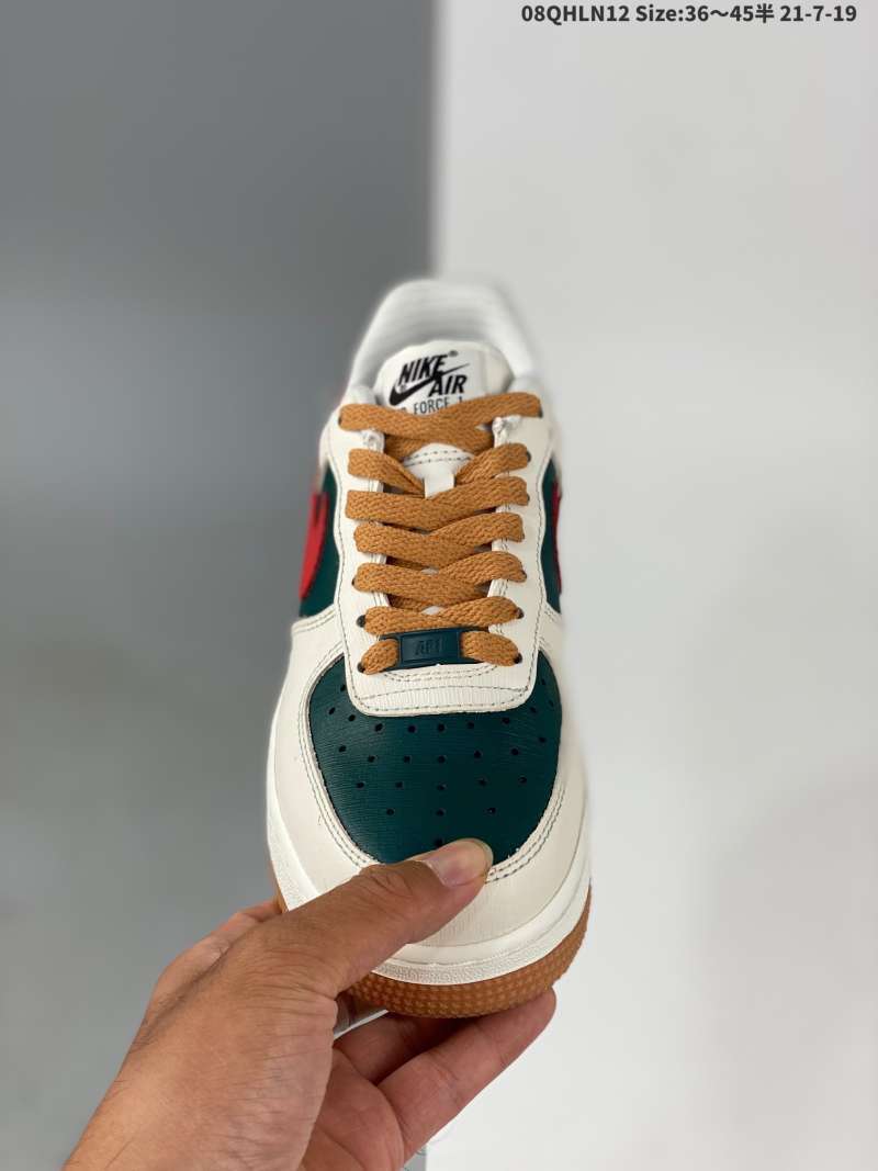 mens throwback sneakers