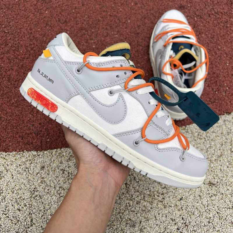 Nike orange shop shoelaces