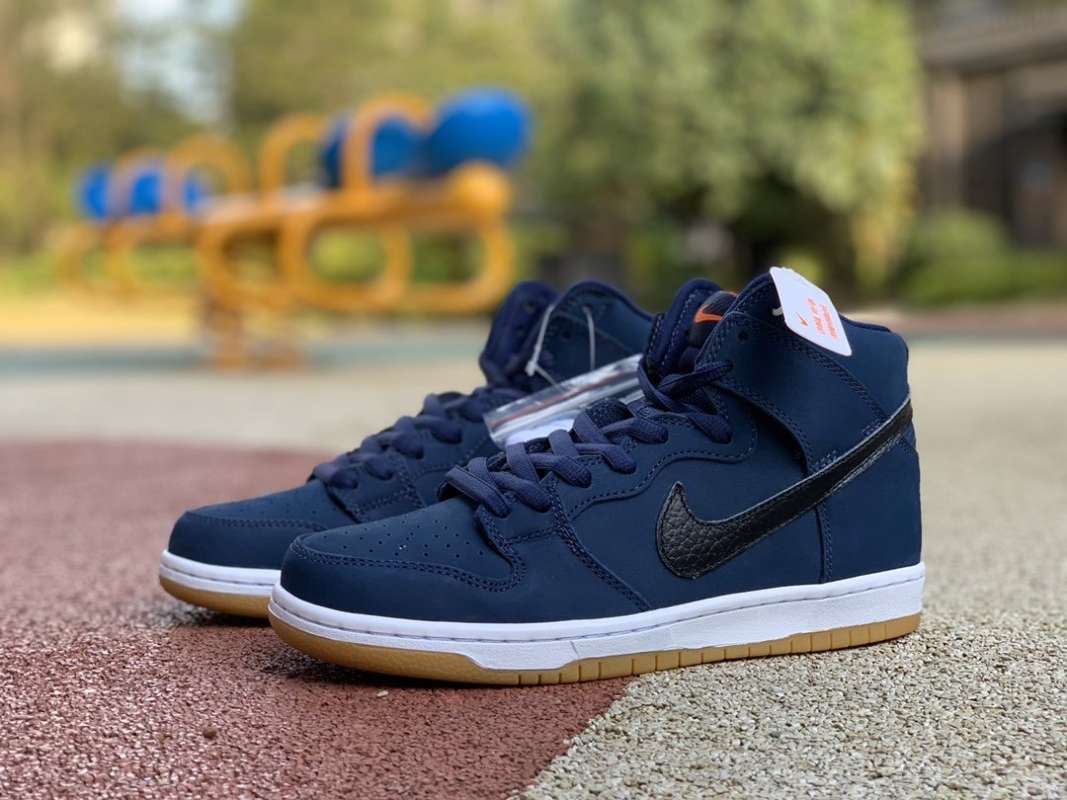 Promo Original NIKE SB DUNK Low Shoes T107-65135 - 44 di Seller Cai Wu  Official Store - Indonesia | Blibli