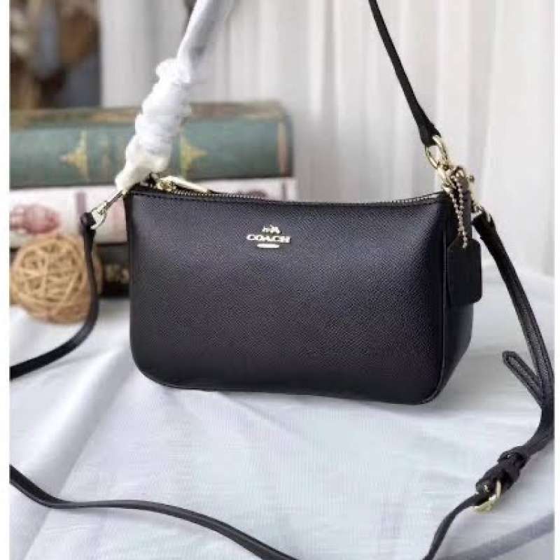 Top Handle Pouch In Crossgrain Leather 