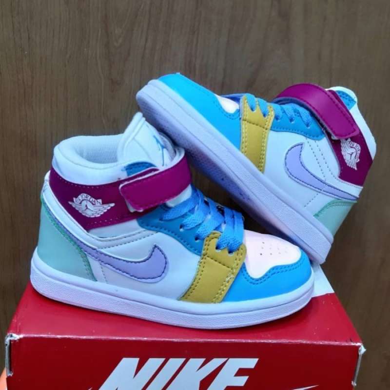 sepatu jordan rainbow