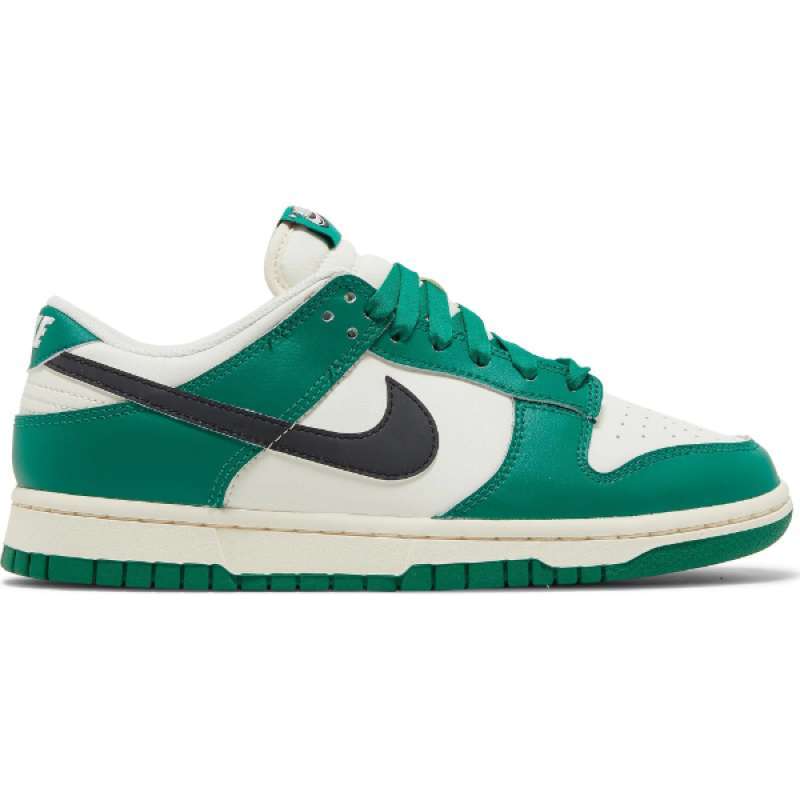 Promo Nike Dunk Low SE Lottery Pack Malachite Green Diskon 3% Di