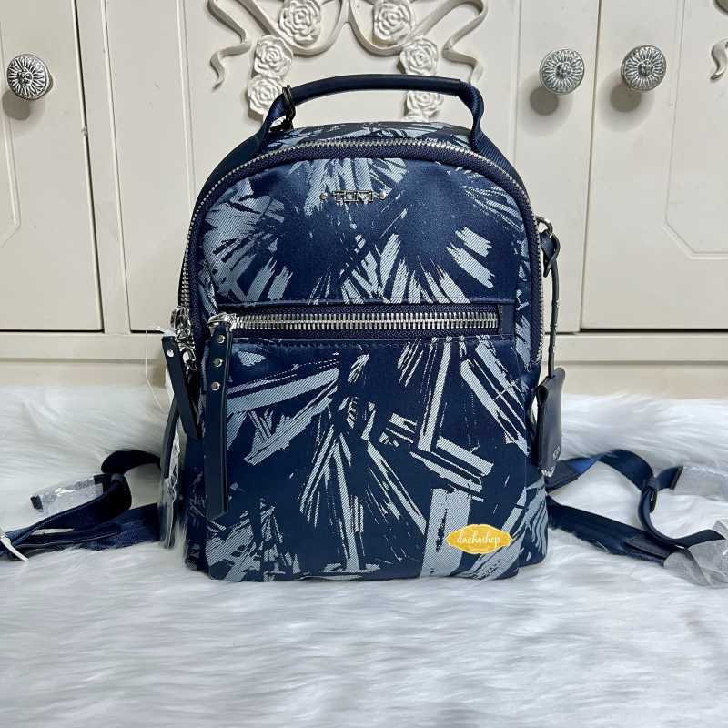 Jual Tumi witney backpack blue palm print di Seller Dachashop