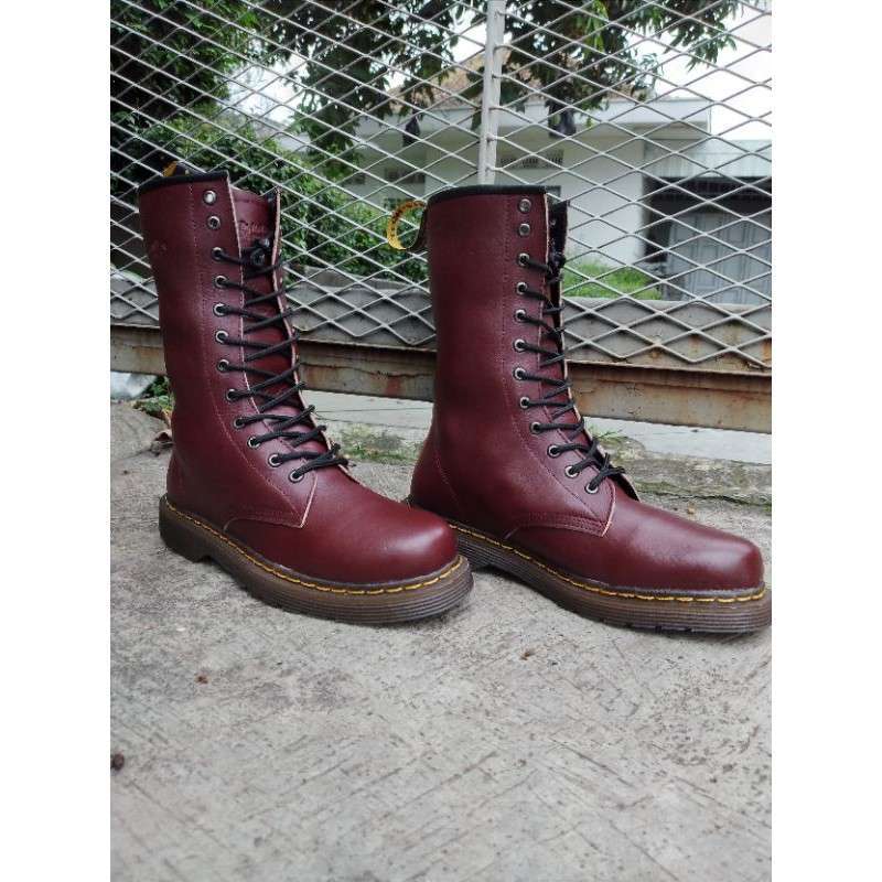 Doc martens clearance 12 hole boots