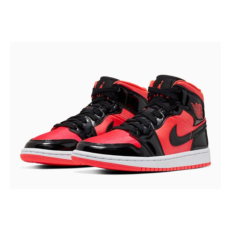 Jual NIKE Air Jordan 1 Mid Hot Punch 