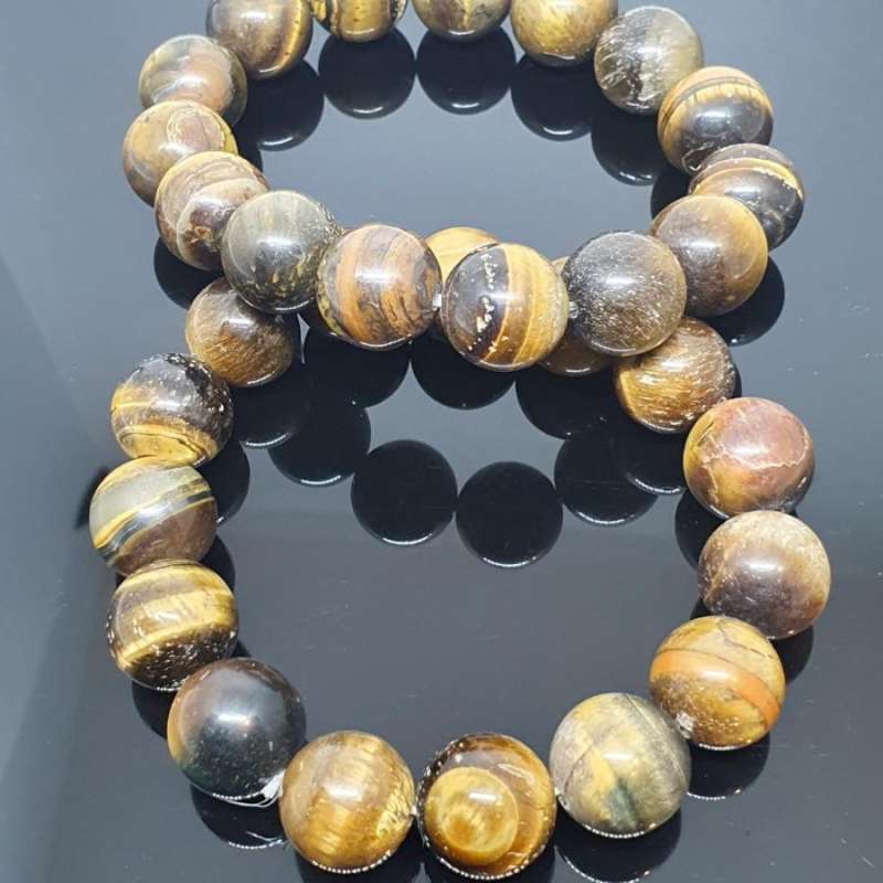 Batu 2025 tiger eye