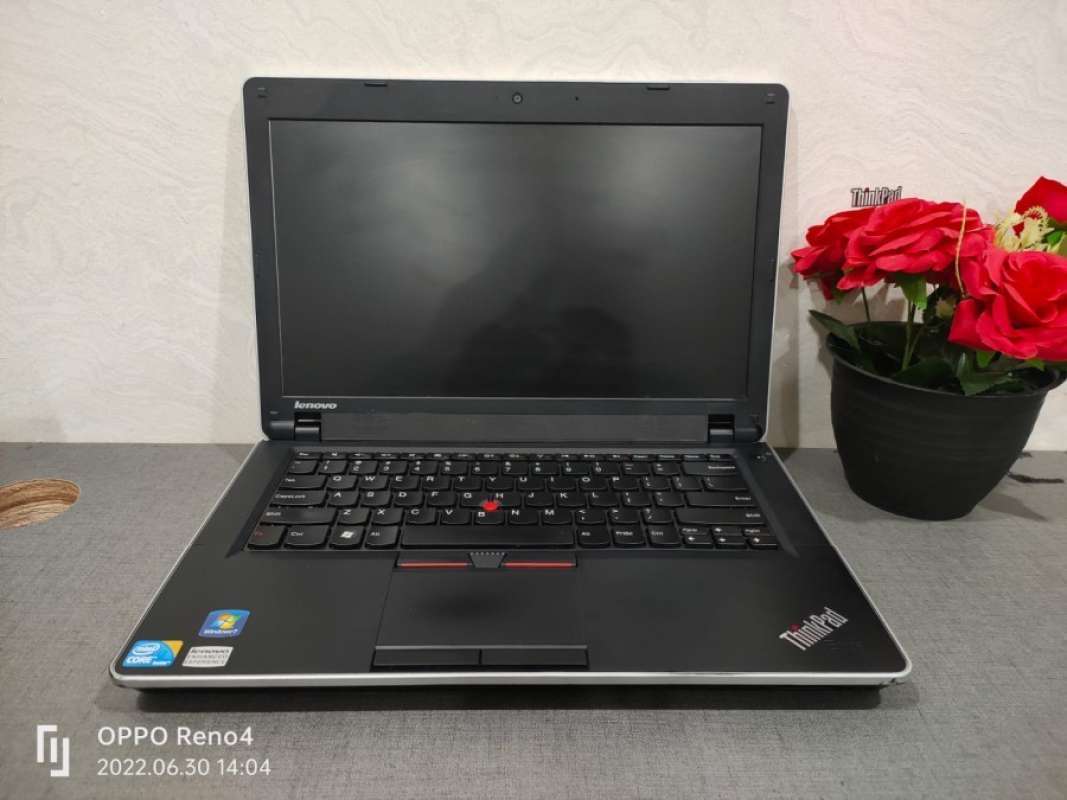 LAPTOP LENOVO EDGE CORE I3 GEN RAM 4GB HDD 320GB