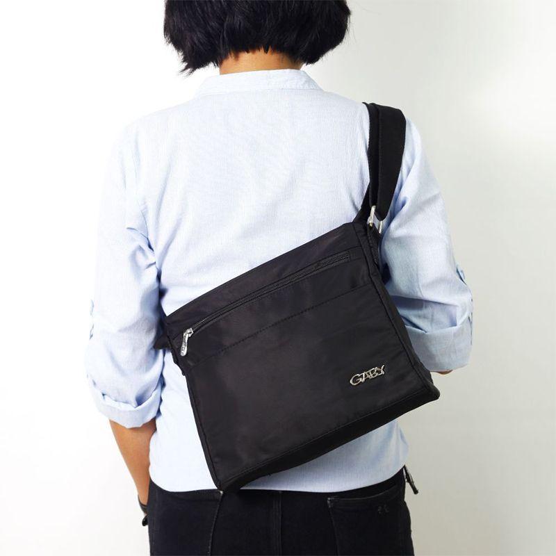 Jual Gaby Tas Selempang Nylon Ringan Waterproof Wanita Woman Lightweight Slingbag Online November 2020 Blibli