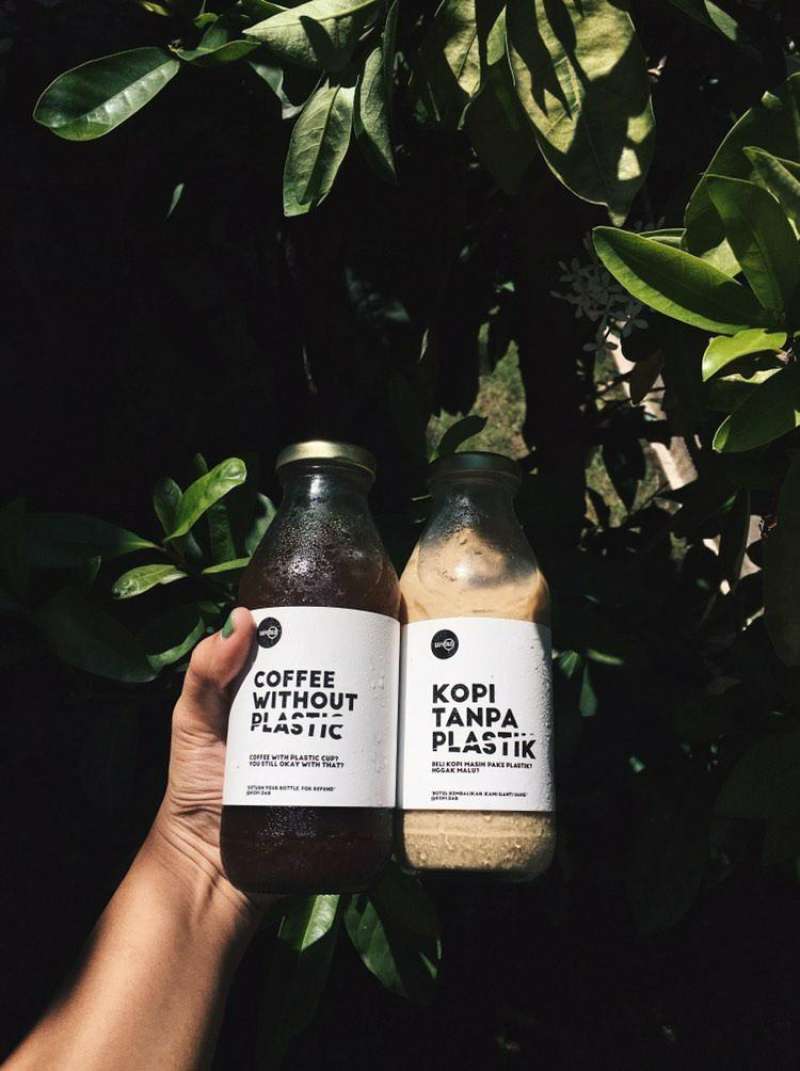 Jual Es Kopi Americano Ice Coffee Americano 350ml Botol Rp 7k Refundable Murah September 2020 Blibli Com