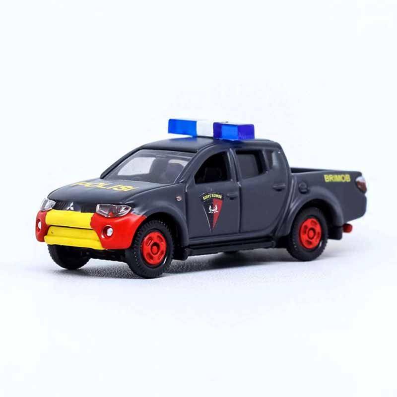 tomica triton