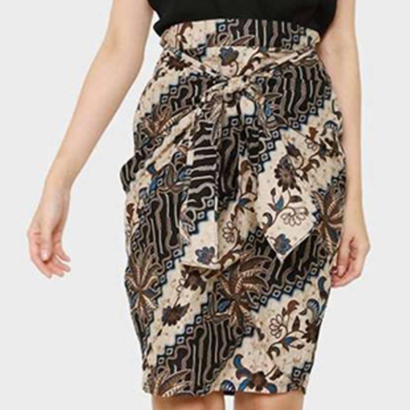 Jual Bawahan Rok Batik Wanita Elz06072006 Online Februari 2021 Blibli Batik kombinasi katun polostersedia ukuran l dan xllingkar dada l : bawahan rok batik wanita elz06072006