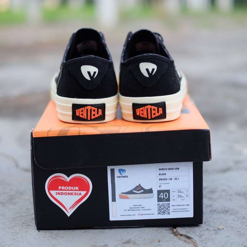 Jual Ventela X Nevertoolavish Noir 13 Low Sepatu Sneakers Pria Online Oktober 2020 Blibli Com