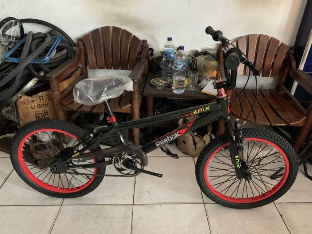 Bmx reebok shop