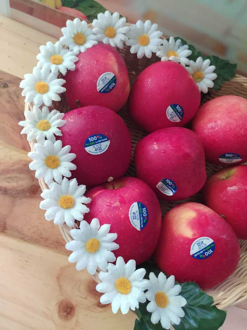 buah import apel pacific rose new zealand 850 1200 gr