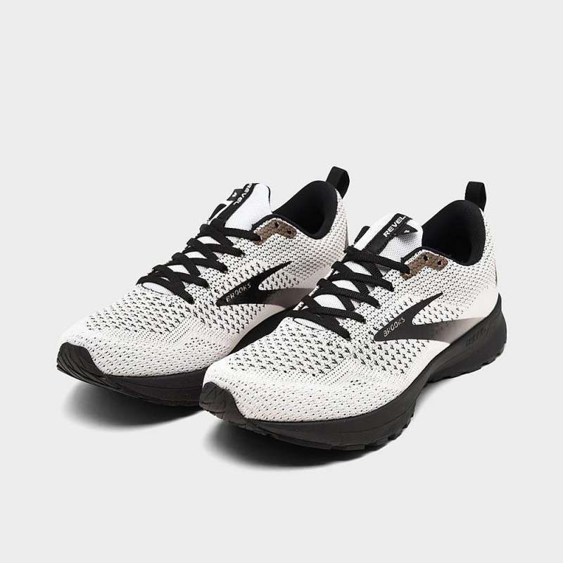 brooks revel 4