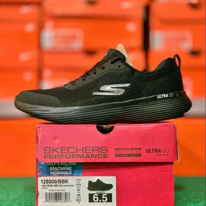 Jual Sepatu Full Hitam Skechers Go Run 400 V2 Original Store BNIB