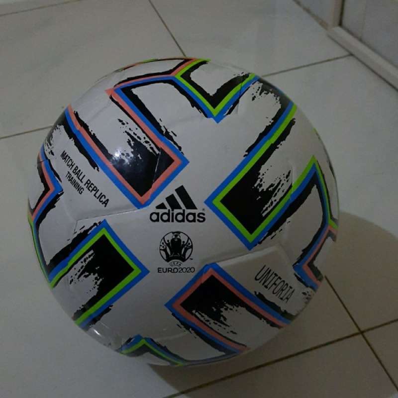 Jual Bola Kaki Bola Sepak Adidas Team Top Replique Match Pro Size 5 Pvc Online November 2020 Blibli Com