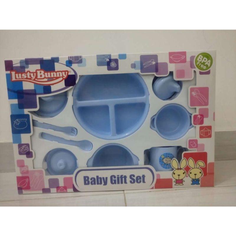 lusty bunny baby gift set