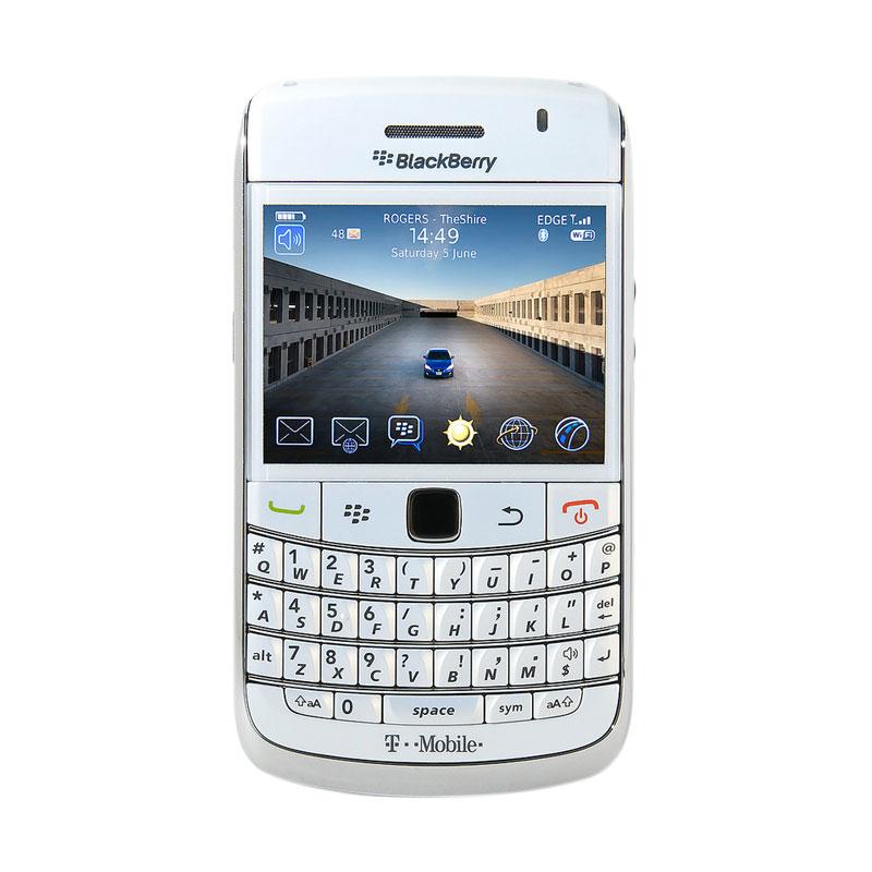 Blackberry Onyx 9700 Smartphone - Putih