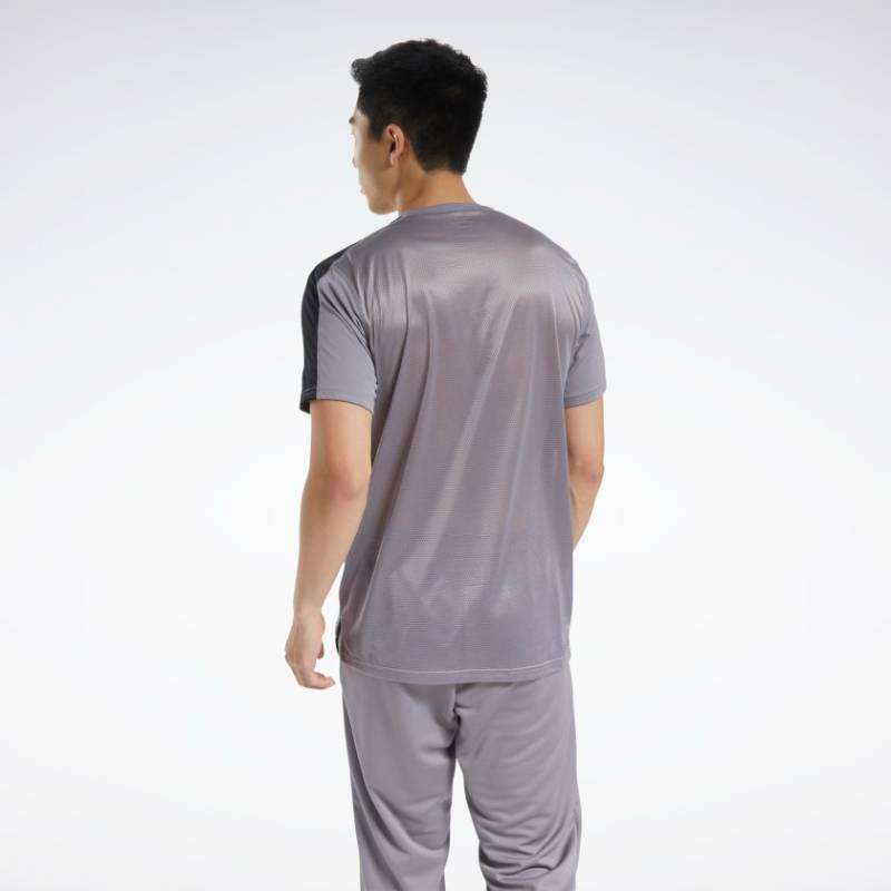 Promo Reebok Men Training Workout SS Tech Tee [FU3249] di Seller Blibli.com  - Kota Jakarta Barat, DKI Jakarta | Blibli
